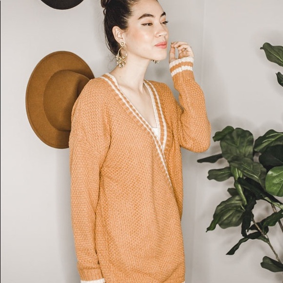 Cassandra- varsity sweater - Picture 3 of 3